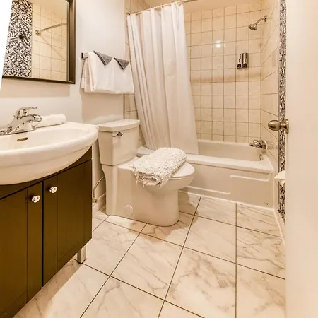 North House - Des Remparts- 2-Bed With Great Views, Terrace Apartment Quebec City Exterior photo